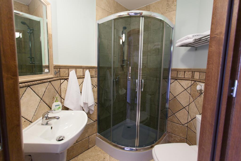 Apartamenty Przemyśl Szoba fotó